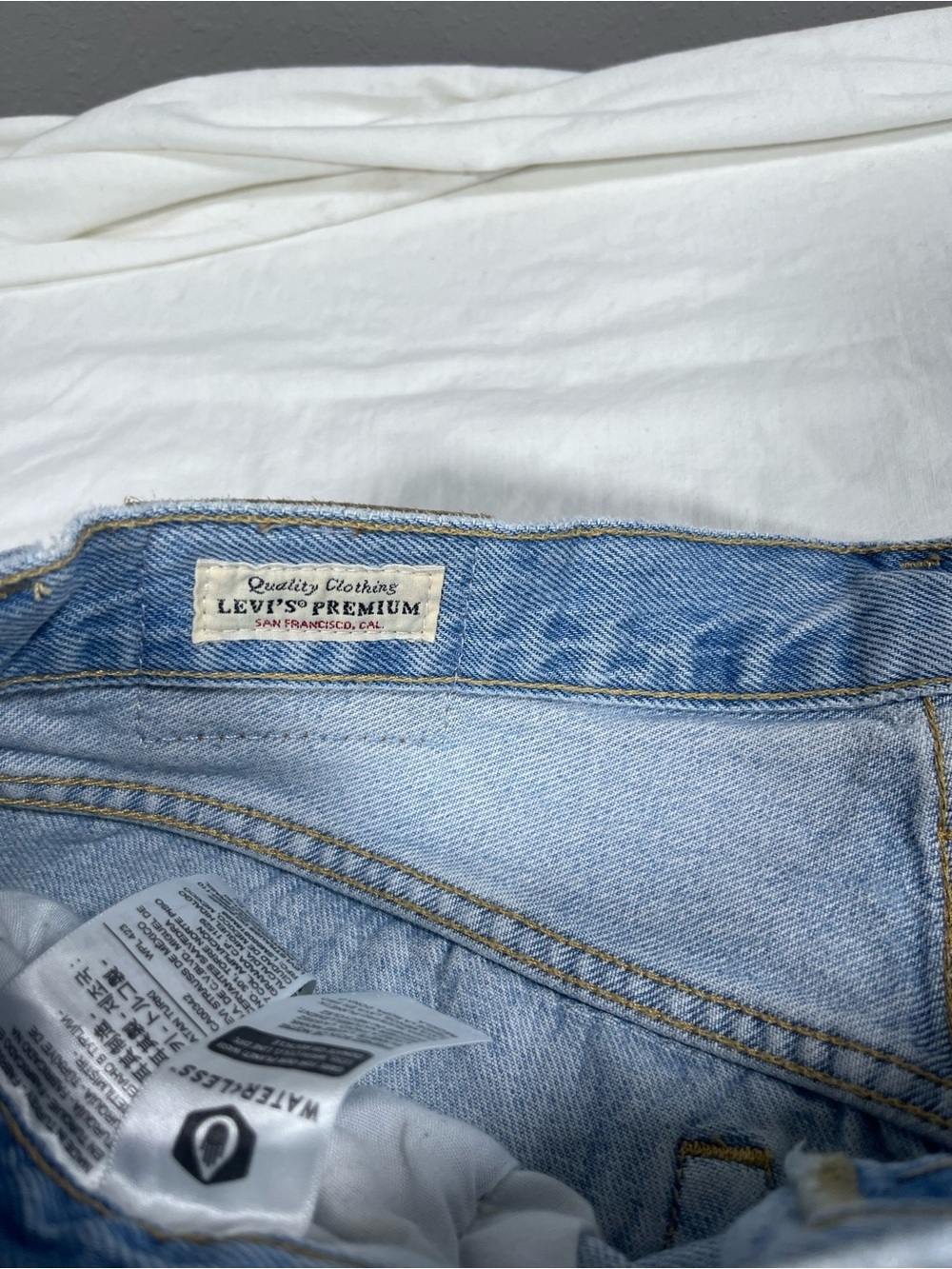 Levi’s 501 Skinny Jeans W28 L28 Distressed Light-wash - Picture 7 of 16